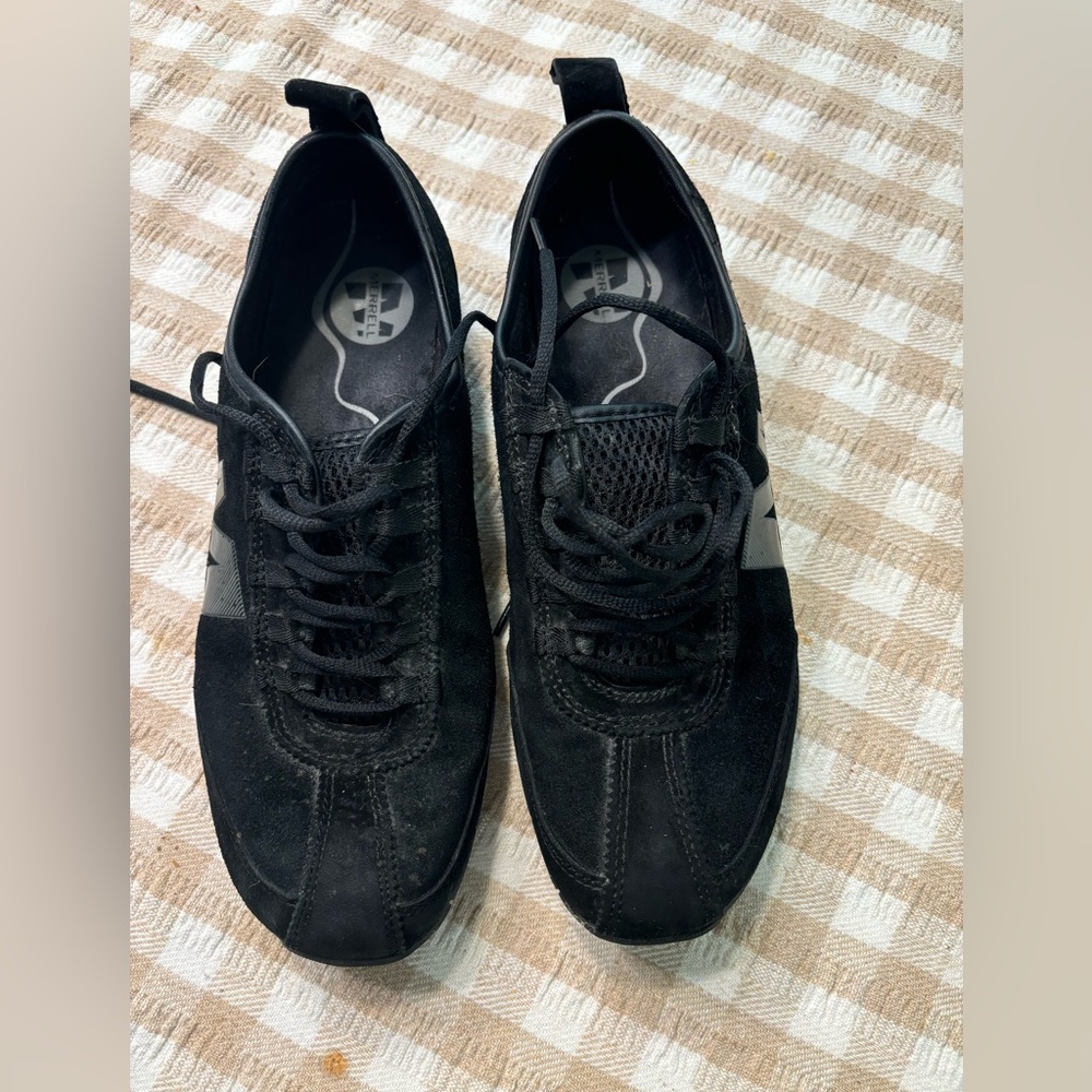 Women’s Merrill black suede lace up sneakers.  Size 9.